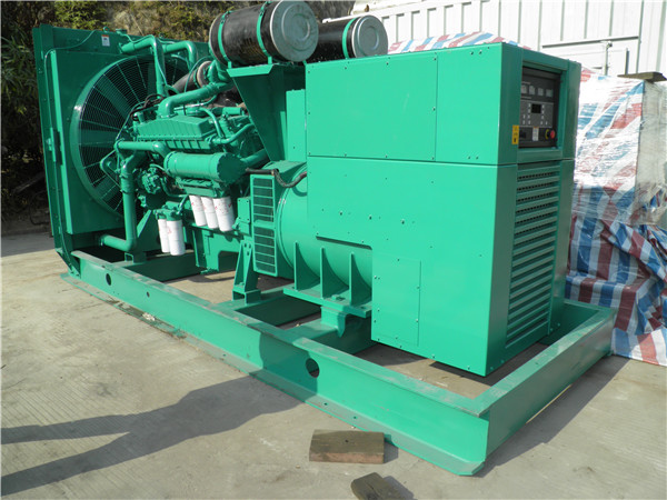 雨城发电车出租-柴油发电机组在使用的过程中应该做好哪些防护工作