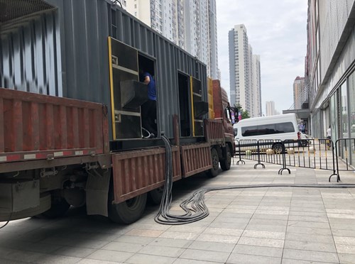 雨城冷却液不足的情况下如何检查柴油发电机组？
