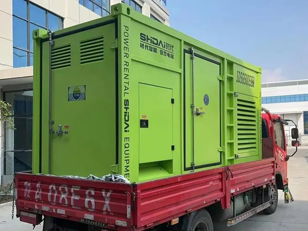 雨城更换水冷式机油散热器的密封件时，如何选择合适的密封胶？