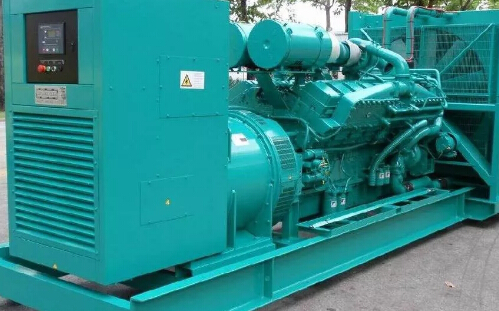 雨城柴油发电机组冬季使用中需要注意哪些事项？